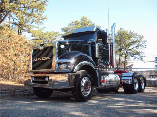 Картинка автомобили mack