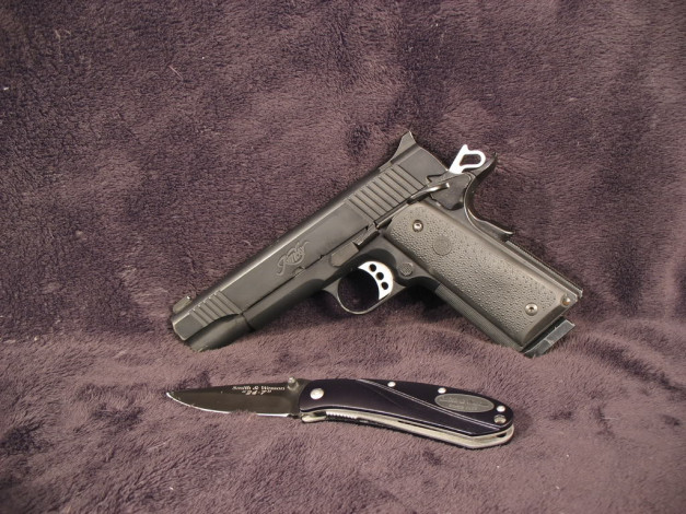 Обои картинки фото оружие