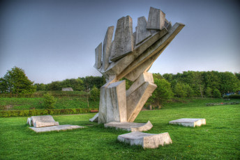 Картинка разное рельефы статуи музейные экспонаты абстракция