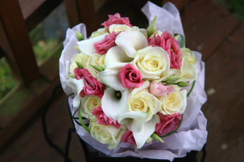 Картинка цветы букеты композиции эустома розы калы