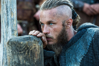 Картинка кино+фильмы vikings+ 2013 +сериал воин викинг вождь рагнар сериал vikings