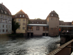 Картинка города страсбург+ франция дома вода поток