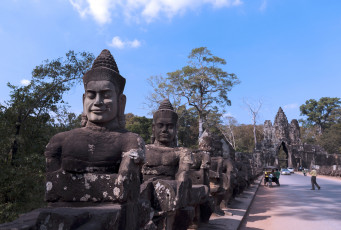 Картинка города -+исторические +архитектурные+памятники скульптуры