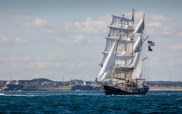 Картинка корабли парусники мачты паруса