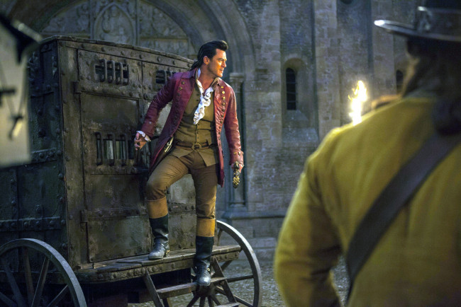 Обои картинки фото кино фильмы, beauty and the beast, карета