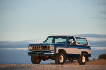 Картинка автомобили chevrolet blazer k5