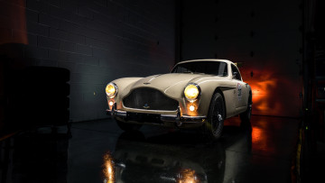 Картинка автомобили aston+martin aston martin