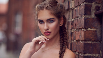 Картинка девушки -+лица +портреты klaudia kucharska