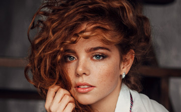 Картинка эрика+постникова девушки эрика постникова лицо портрет рыжеволосая девушка модель красотка взгляд макияж сексуальная веснушки