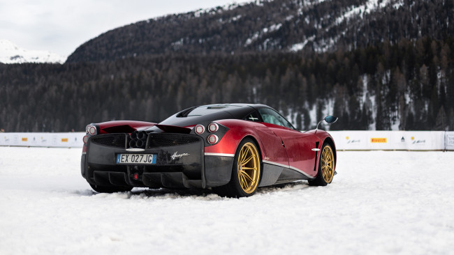 Обои картинки фото автомобили, pagani, huayra