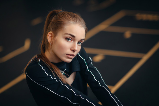 Обои картинки фото девушка - girl, девушки, - лица,  портреты, девушка, шатенка, сексуальная, милая, модель, красивая, супер, сладкая, лапочка, симпатичная, классная, нежная, идеальная, няша, яркая, игривая, великолепная, обаятельная, жгучая, спокойная, удивительная