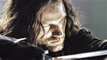 Картинка кино+фильмы the+lord+of+the+rings +the+two+towers арагорн меч