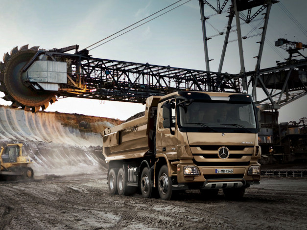 Обои картинки фото автомобили, mercedes, trucks