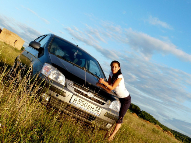 Обои картинки фото автомобили, авто, девушками