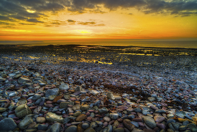 Обои картинки фото природа, восходы, закаты, море, закат, берег, камни, пейзаж