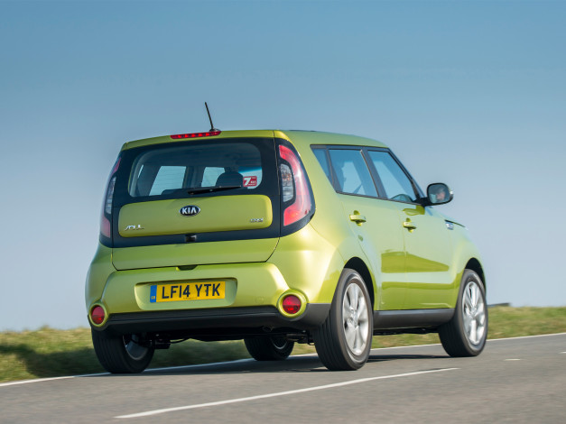 Обои картинки фото автомобили, kia, зеленый, 2014, uk-spec, soul