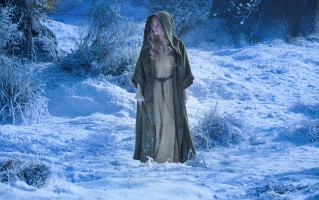 Обои картинки фото кино фильмы, maleficent, princess, aurora, elle, fanning, малефисента