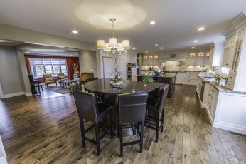 Картинка интерьер столовая жилье