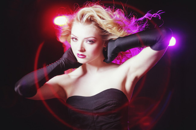 Обои картинки фото девушки, -unsort , блондинки, взгляд, лицо