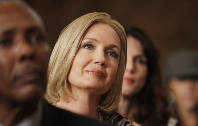 Обои картинки фото кино фильмы, 90210, улыбка, блондинка, лица, беверли, хилз, люди