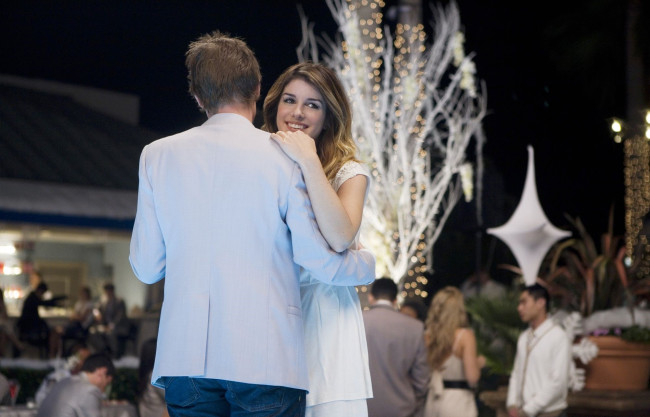 Обои картинки фото кино фильмы, 90210, вечеринка, танец, девушка, парень, беверли, хилз