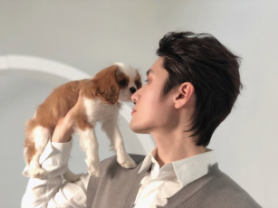 Картинка мужчины liu+haikuan собака актер