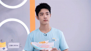 Картинка мужчины xiao+zhan актер футболка кроссовки