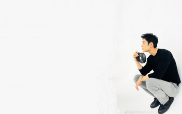 Картинка мужчины xiao+zhan актер свитер вентилятор