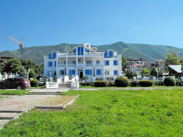 Обои картинки фото геленджик, города, здания, дома