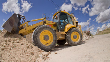 Картинка техника тракторы карьер трактор ковш