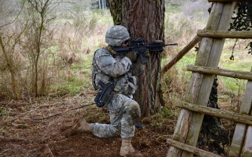 Картинка оружие армия спецназ выстрел солдат