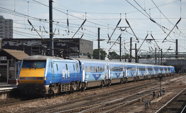 Обои картинки фото техника, электрички, железная, дорога, рельсы, локомотив, состав