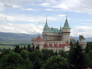 Картинка slovakia+castle+bojnicky города -+дворцы +замки +крепости slovakia castle bojnicky