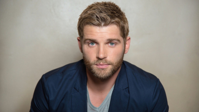 Обои картинки фото мужчины, - unsort, пиджак, щетина, лицо, актер, michael, vogel