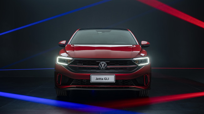 Обои картинки фото автомобили, volkswagen, jetta, gli, 2022, красный, вид, спереди