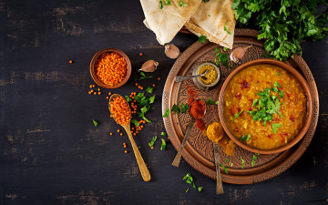 Картинка еда первые+блюда чечевица суп чеснок петрушка пряности