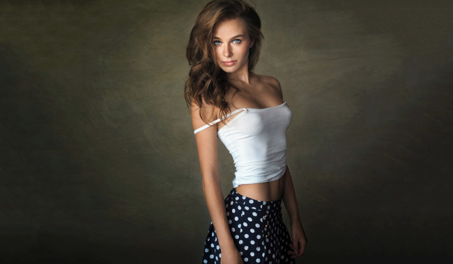 Обои картинки фото девушки, - брюнетки,  шатенки, девушка, позирует, станислав, пучковский