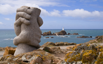 Картинка города памятники скульптуры арт объекты море
