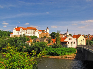 Картинка германия кольдиц города улицы площади набережные река дома мост