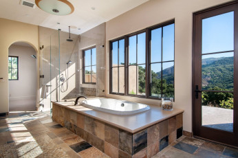 Картинка интерьер ванная+и+туалетная+комнаты окна