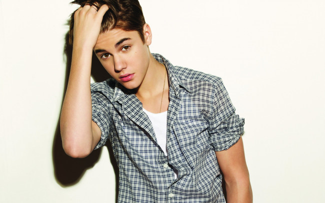 Обои картинки фото мужчины, justin bieber, актер, justin, bieber, музыка, поэт, композитор, песни, парень, певец, канадский, поп-певец, поп, музыкант, джастин, дрю, бибер