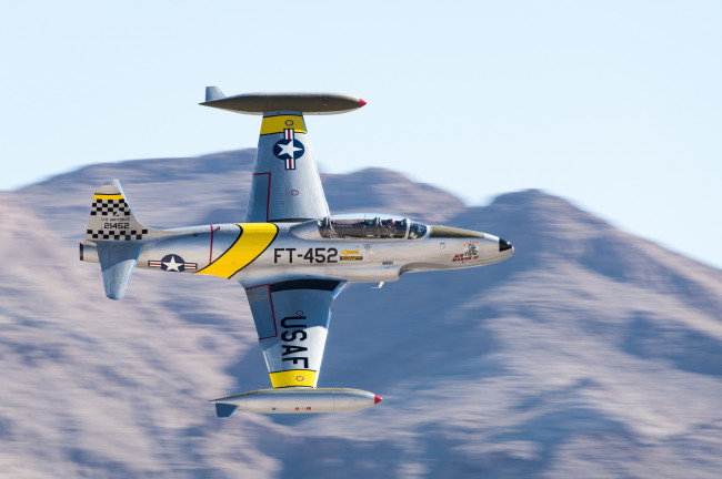 Обои картинки фото t-33, авиация, боевые самолёты, учебно-боевой