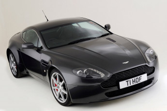 Картинка автомобили aston+martin aston martin v8 uk-spec vantage
