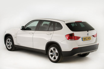 Картинка автомобили bmw uk-spec sdrive20d x1