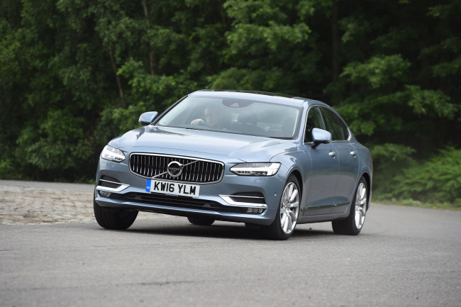 Обои картинки фото автомобили, volvo, 2016г, uk-spec, s90, d4, inscription