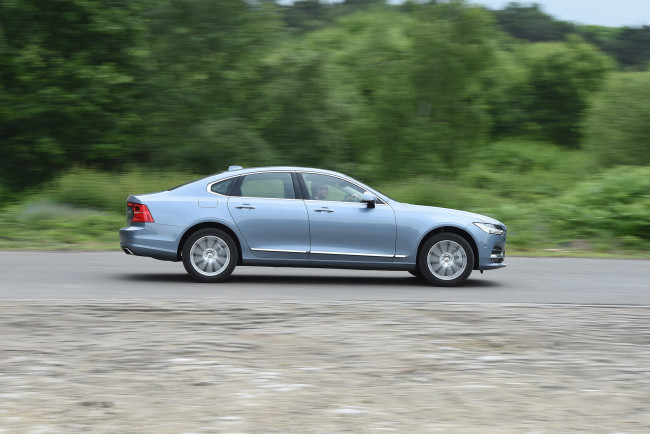 Обои картинки фото автомобили, volvo, 2016г, uk-spec, s90, d4, inscription