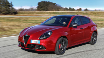 обоя автомобили, alfa romeo, alfa, romeo, 2017, giulietta