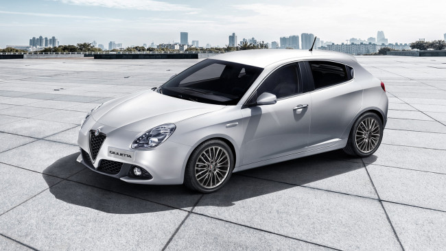 Обои картинки фото alfa romeo giulietta 2017, автомобили, alfa romeo, 2017, alfa, romeo, giulietta
