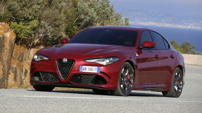 Обои картинки фото автомобили, alfa romeo, 2017, alfa, romeo, giulia, quadrifoglio