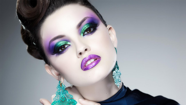 Обои картинки фото девушки, -unsort , лица,  портреты, взгляд, макияж, девушка, стиль, прическа